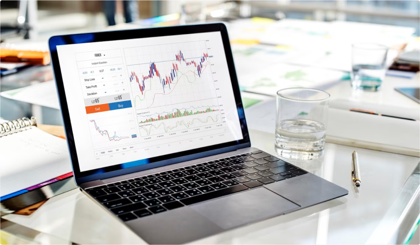 Laptop with the markets.